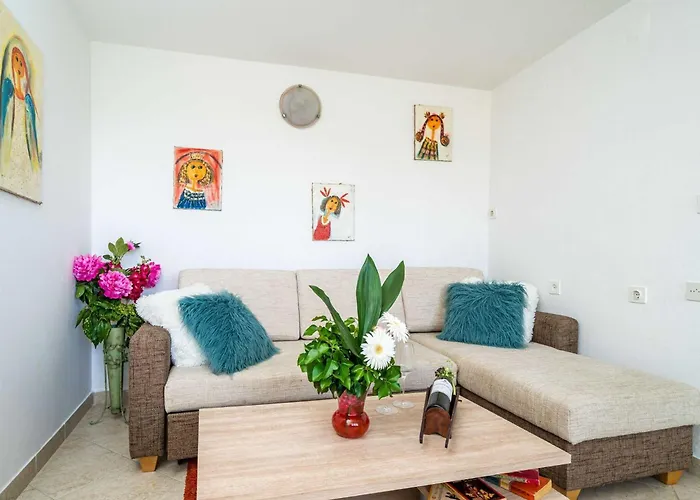 & Mara & Petrunjela - One Bedroom With Garden Daire Cavtat