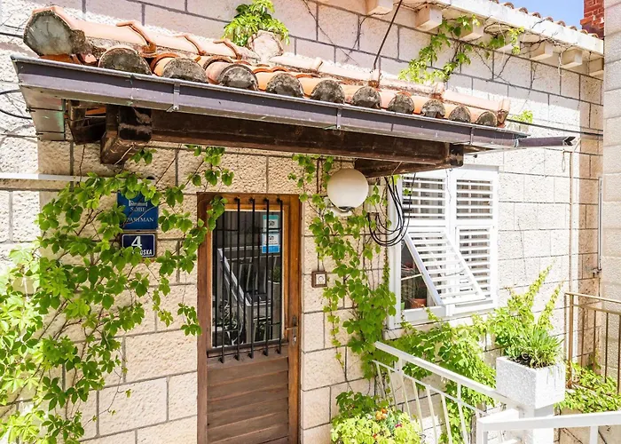 Daire & Mara & Petrunjela - One Bedroom With Garden Cavtat