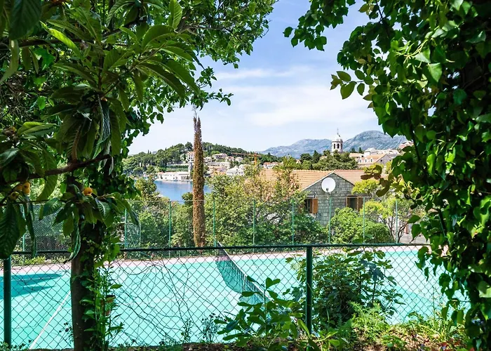 & Mara & Petrunjela - One Bedroom With Garden