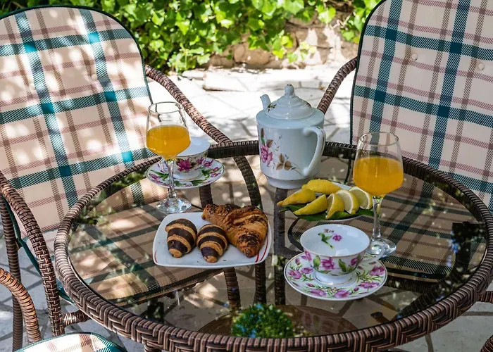 & Mara & Petrunjela - One Bedroom With Garden Daire Cavtat