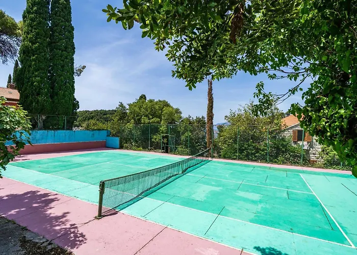 & Mara & Petrunjela - One Bedroom With Garden Daire Cavtat