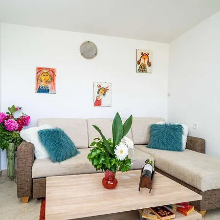 & Mara & Petrunjela - One Bedroom With Garden Apartamento Cavtat